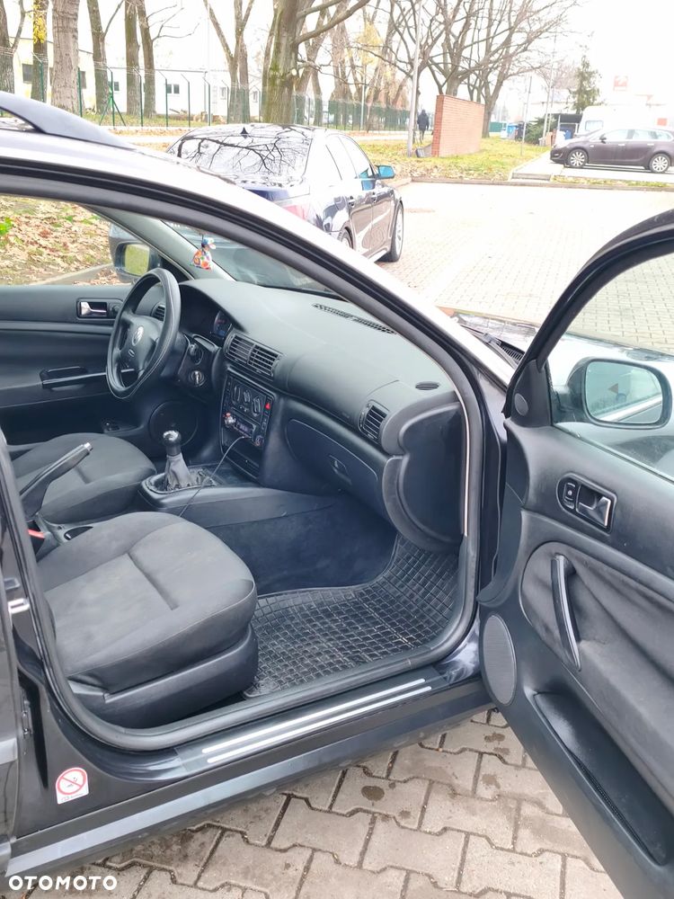 Volkswagen Passat Variant 1.8 5V Turbo - 19