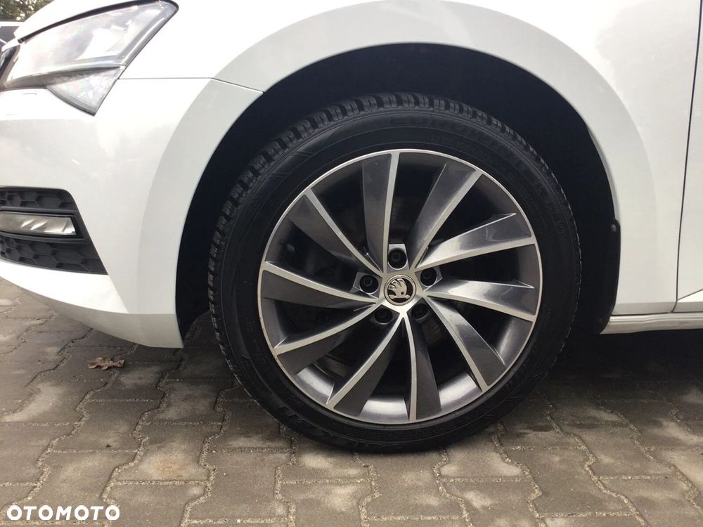 Skoda Superb 1.5 TSI Active DSG - 10