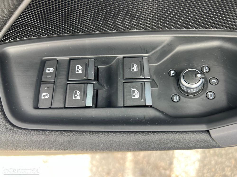 Audi A3 Sportback 30 TDI S line - 12