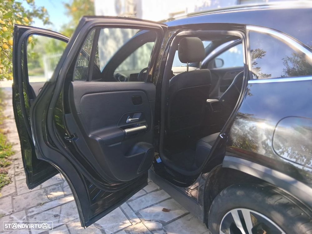 Mercedes-Benz GLA 250 e 8G-DCT Progressive — fotografia 6