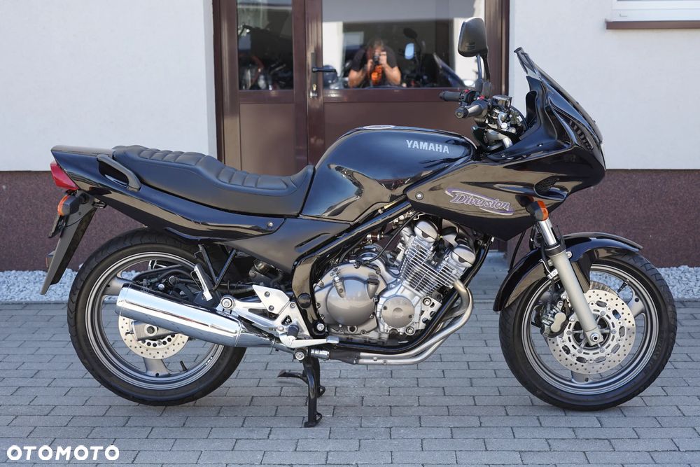 Yamaha XJ - 3