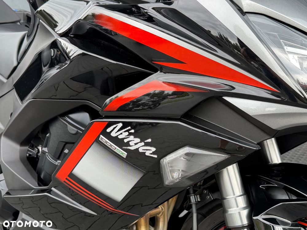 Kawasaki Ninja 1000 SX - 20