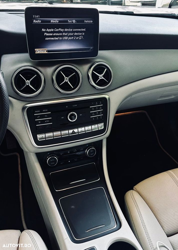 Mercedes-Benz GLA 200 d 4MATIC Aut. - 8