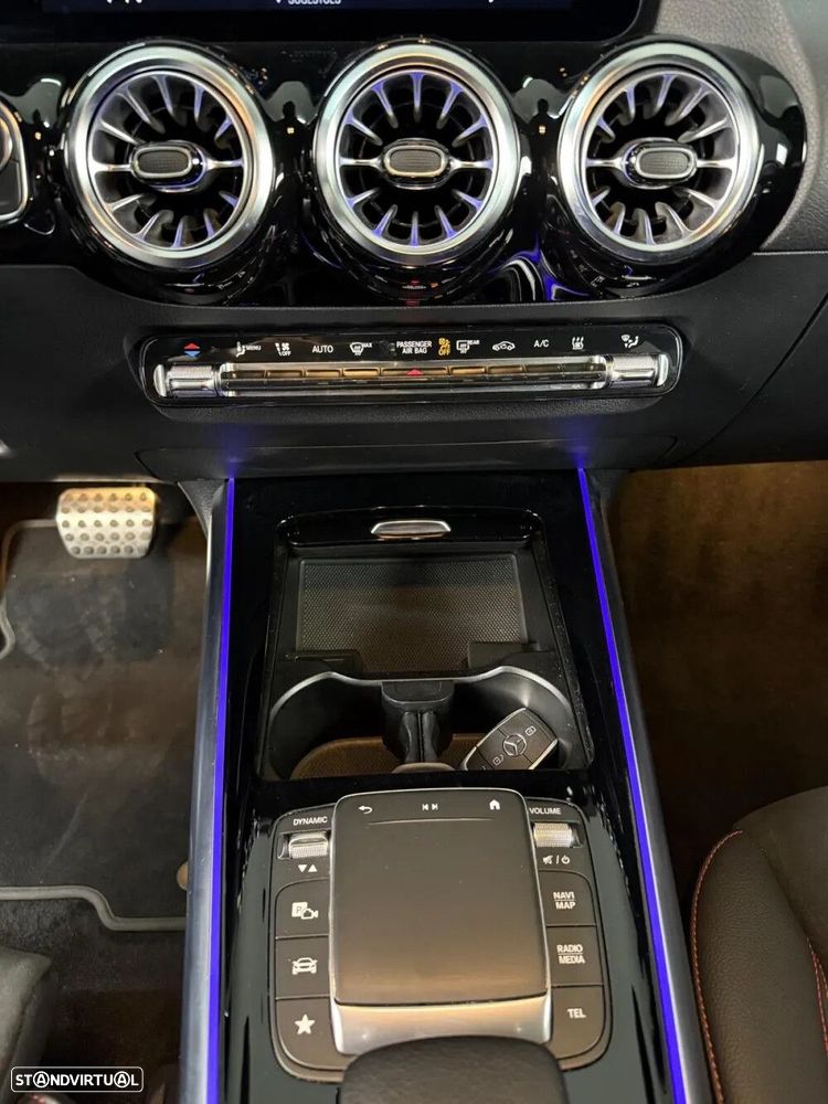 Mercedes-Benz EQA 250 AMG Line - 13