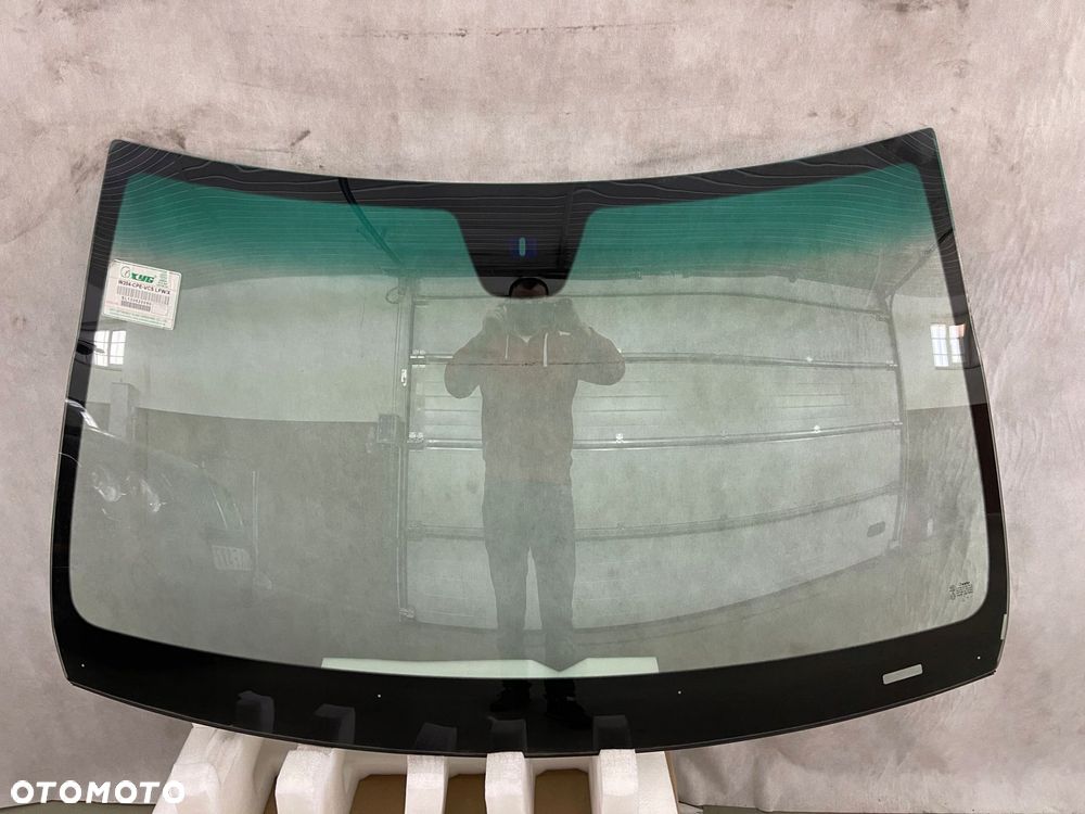 szyba czołowa nowa mercedes c-class w204 coupe sensor 2009-2014 - 1