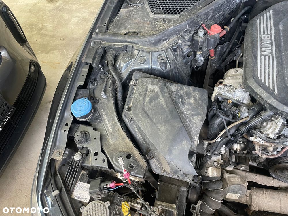 BMW Seria 3 318d - 8