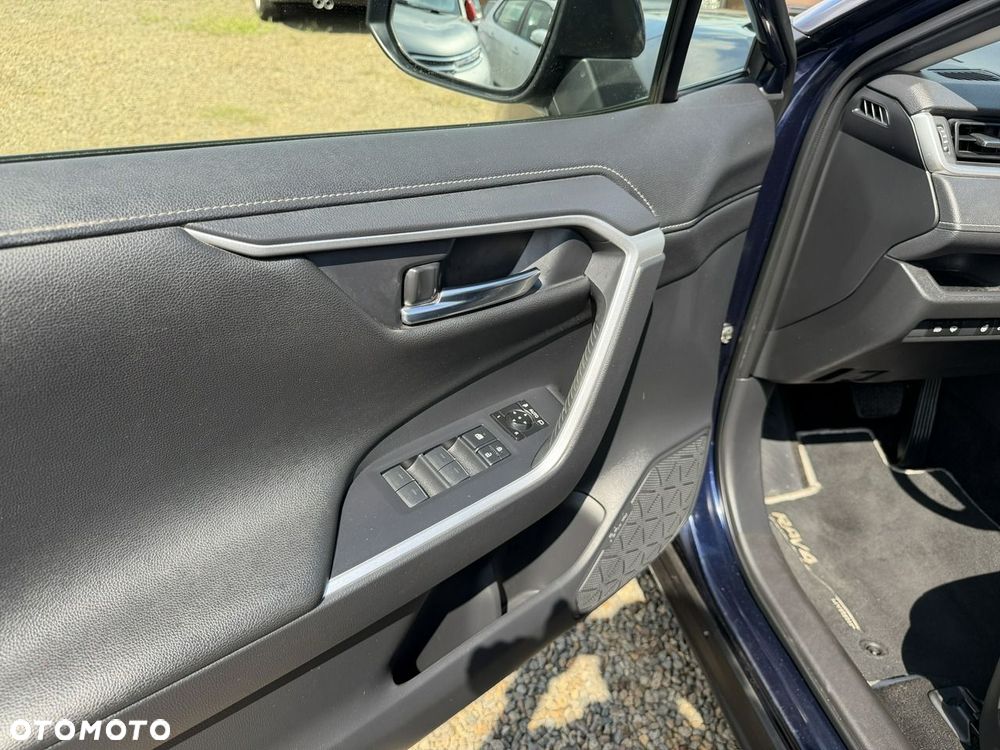 Toyota RAV4 - 27