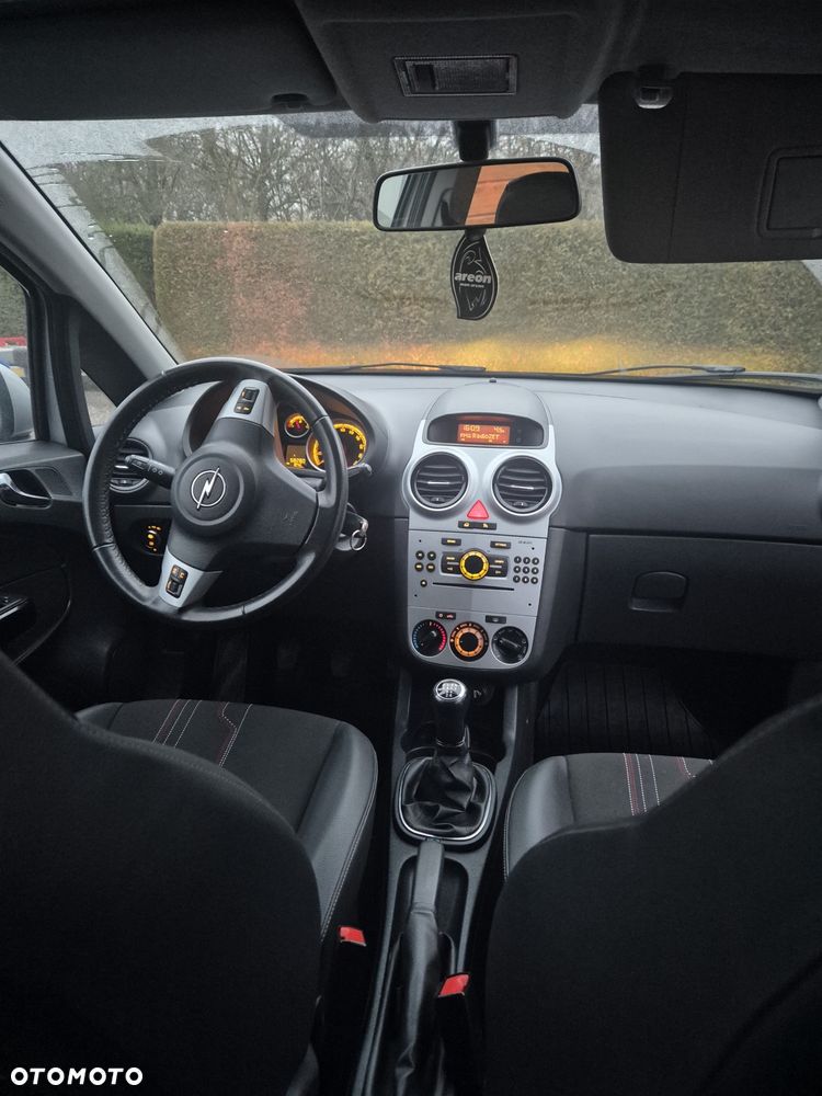 Opel Corsa - 9