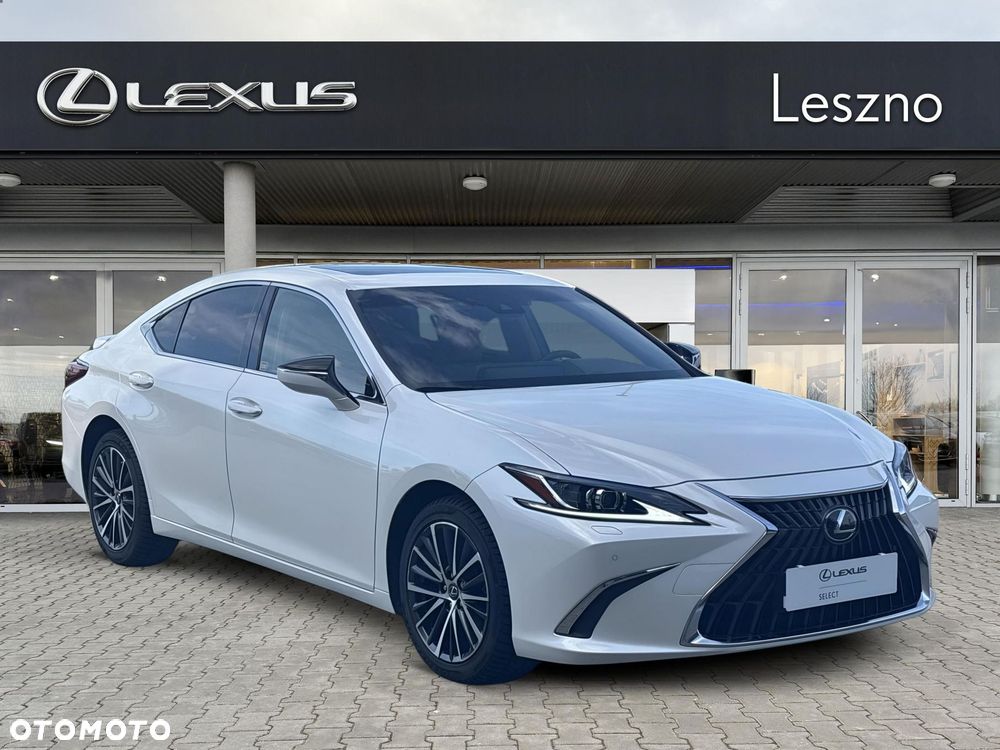 Lexus ES 300h Business Edition - 5