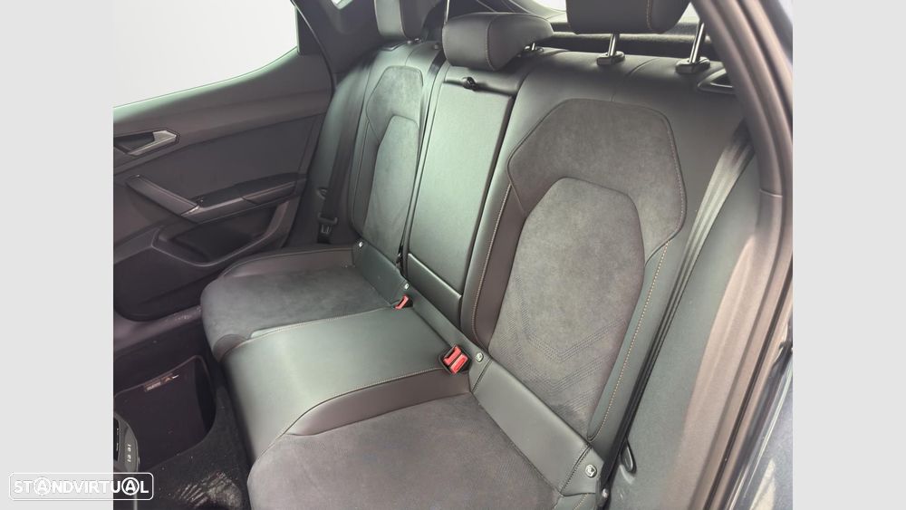 Cupra Leon 1.5 e-Hybrid VZ DSG - 10