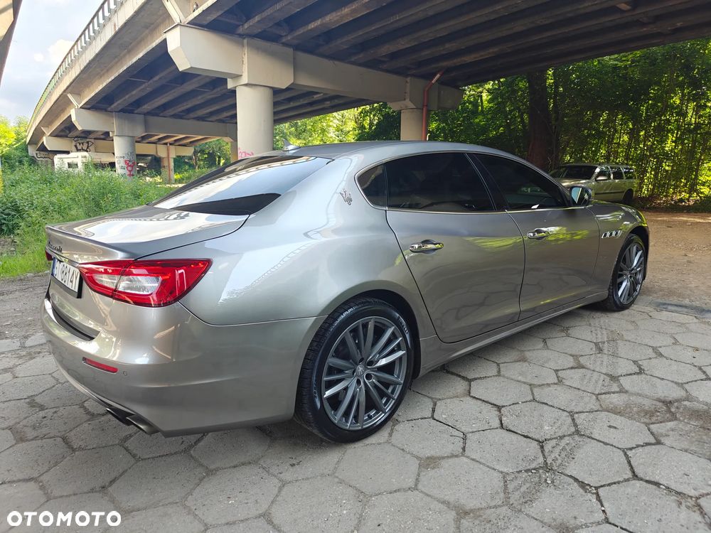 Maserati Quattroporte GT - 3