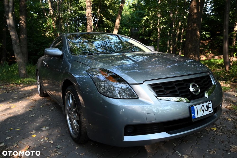 Nissan Altima - 9