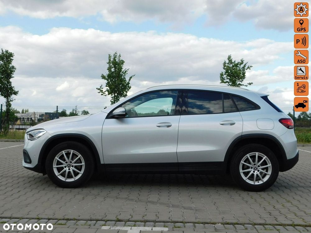 Mercedes-Benz GLA - 1