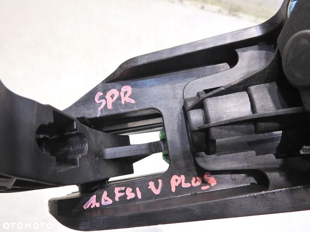PEDAŁ SPRZĘGŁA VW GOLF V PLUS 1.6 FSI 1K1721059BD - 2