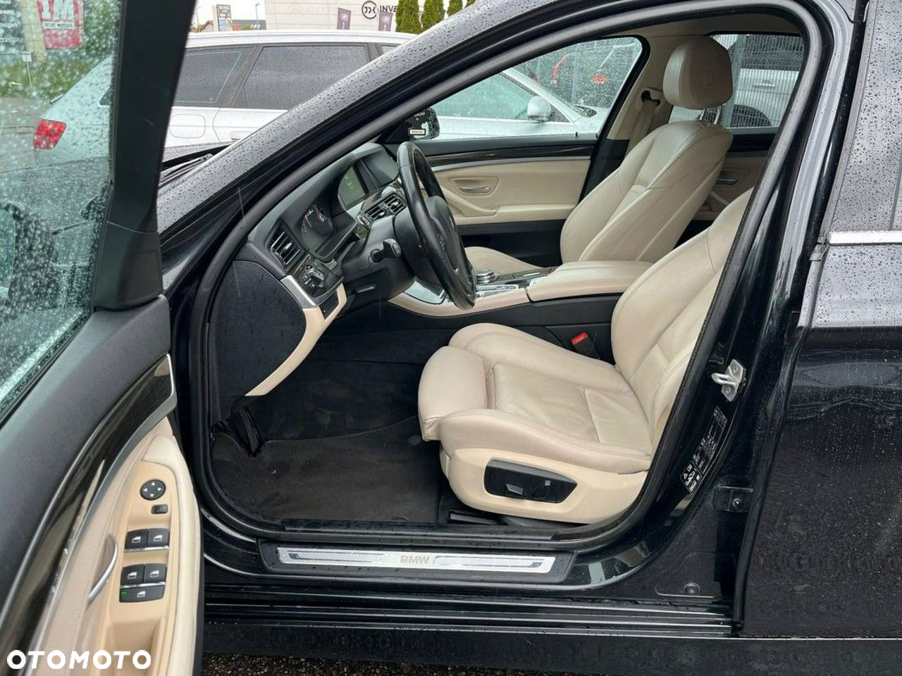 BMW Seria 5 525d xDrive Luxury Line - 6