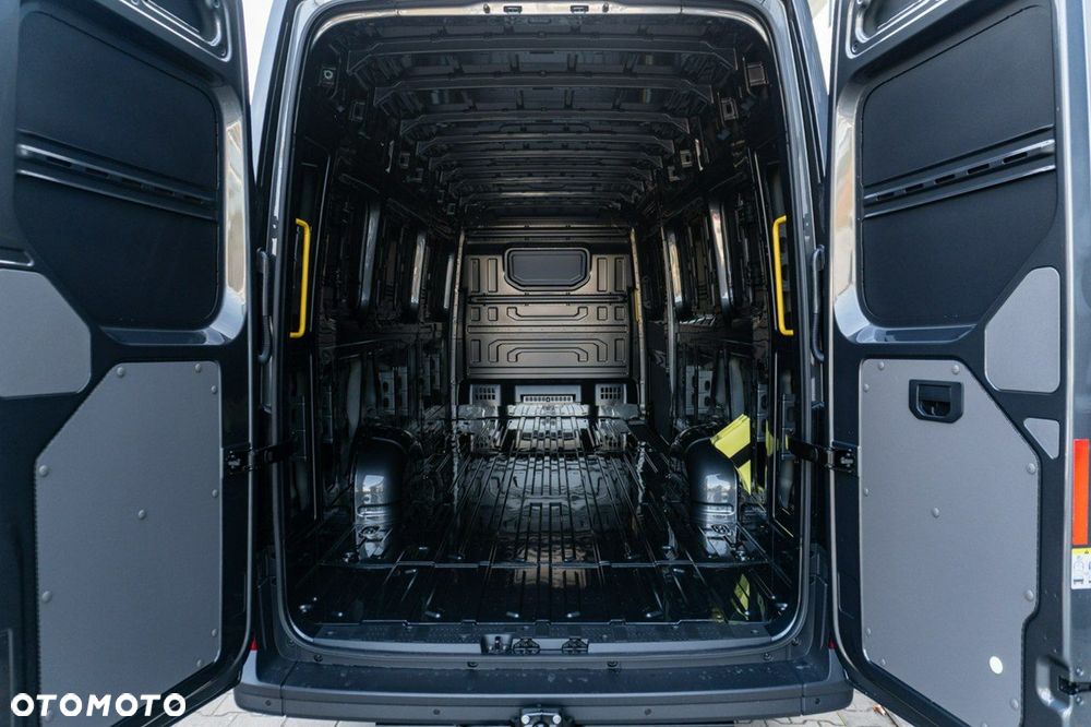 Volkswagen Crafter - 10