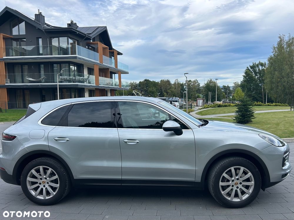 Porsche Cayenne Platinum Edition - 3