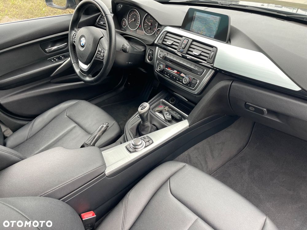 BMW Seria 3 318d Blue Performance Luxury Line - 21