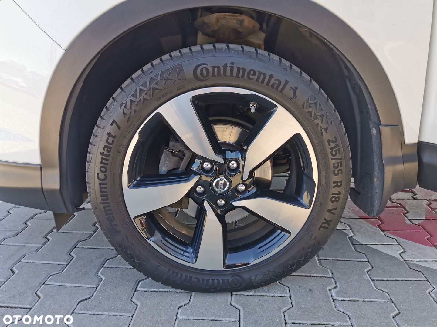 Nissan Qashqai 1.6 DIG-T Tekna - 25