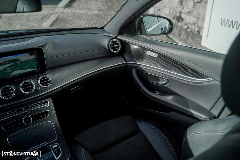 Mercedes-Benz E 300 de AMG Line - 26
