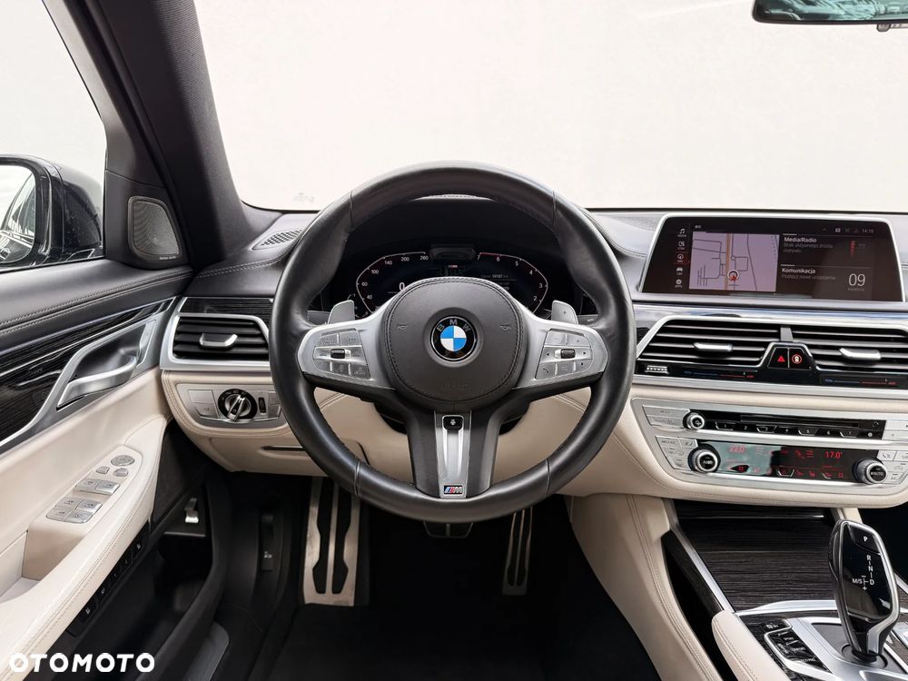 BMW Seria 7 750i xDrive - 35