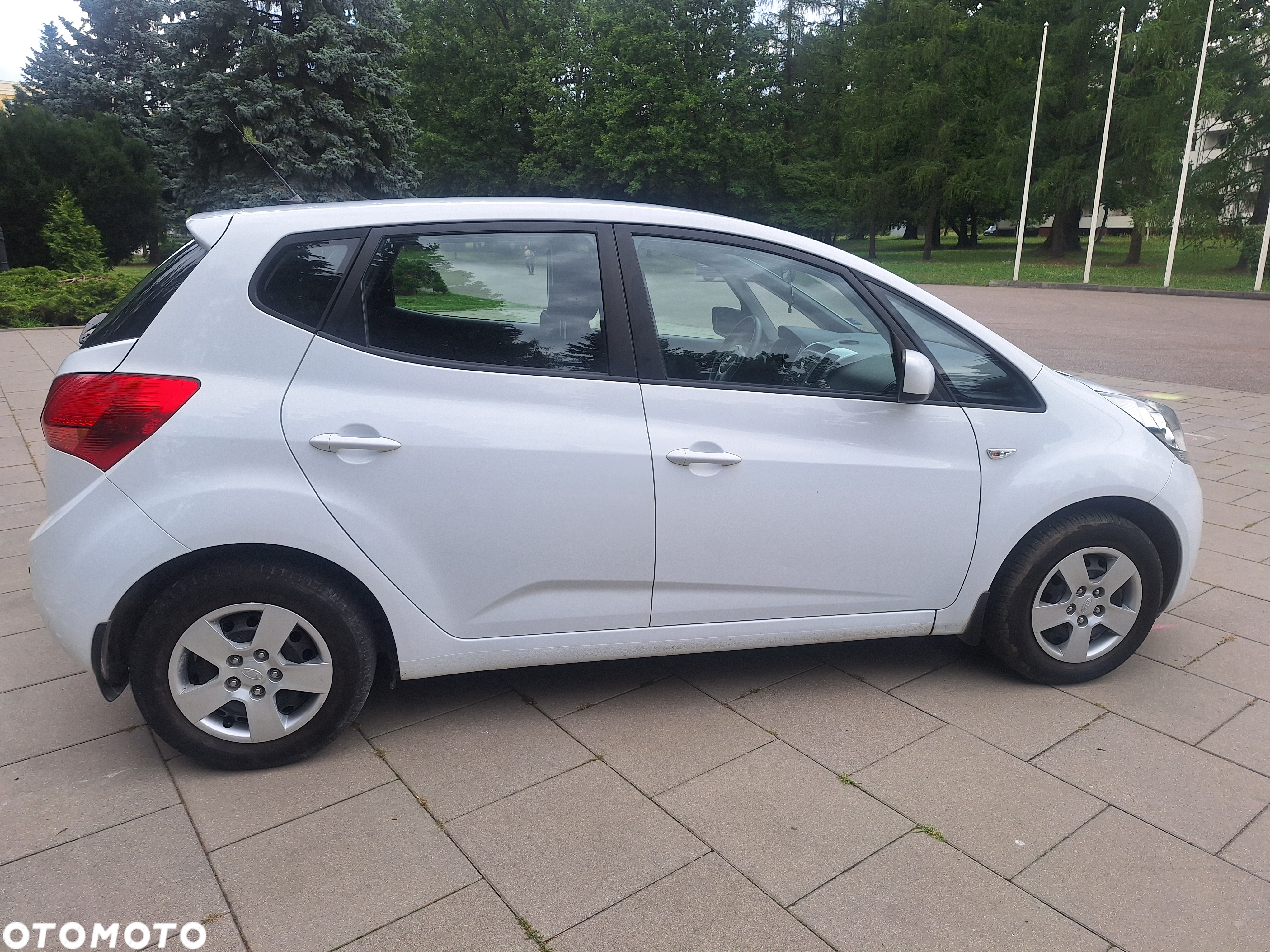 Kia Venga - 4