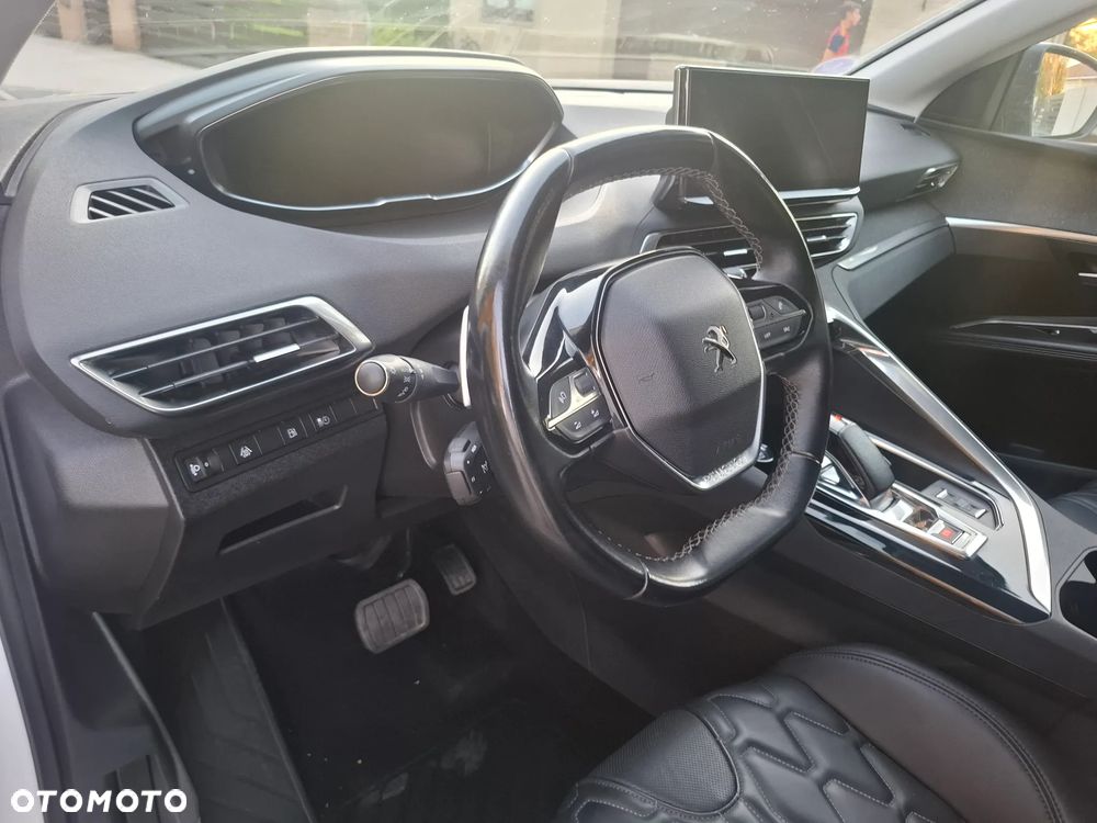 Peugeot 3008 1.6 PureTech Hybrid PHEV Allure Pack S&S EAT8 - 11
