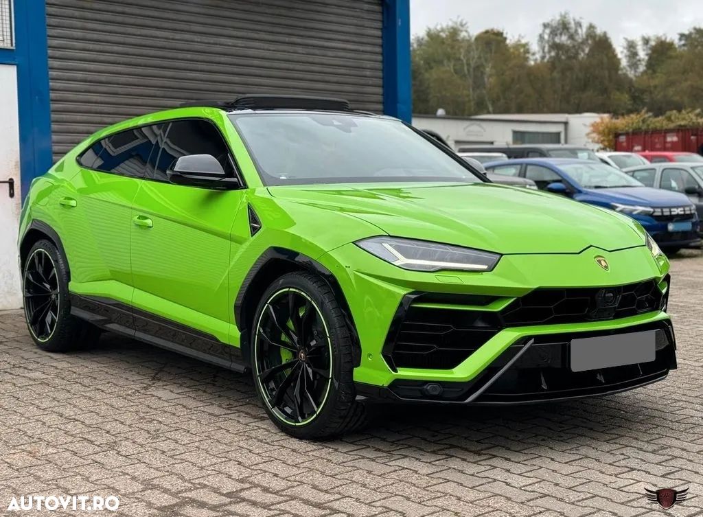 Lamborghini URUS Standard - 1