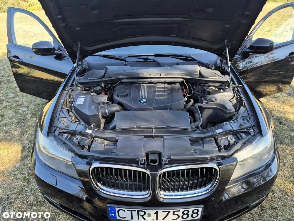 BMW Seria 3 - 34