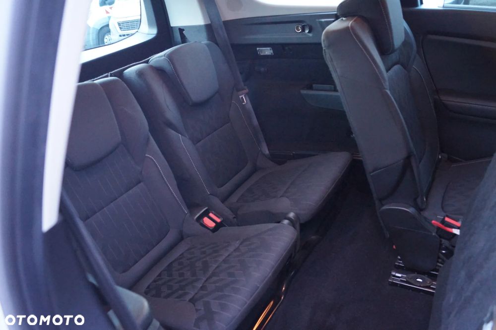 Renault Grand Scenic - 24