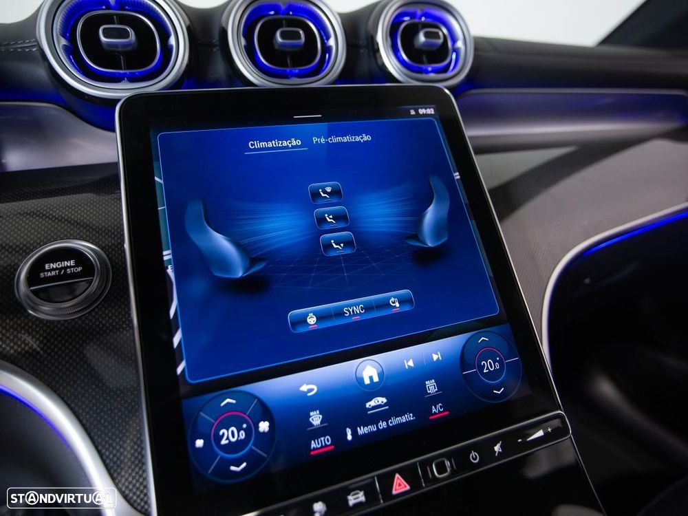 Mercedes-Benz GLC 300 e 4Matic - 36