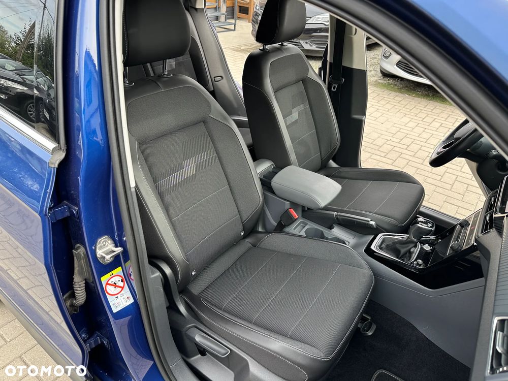 Volkswagen T-Cross - 24