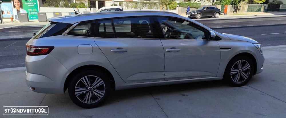 Renault Mégane Sport Tourer ENERGY dCi 110 EDC BUSINESS - 4