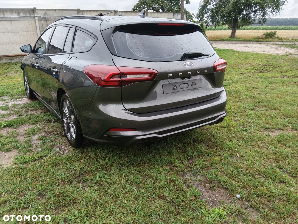 Ford Focus 1.5 EcoBlue Start-Stopp-System ST-LINE STYLE - 5