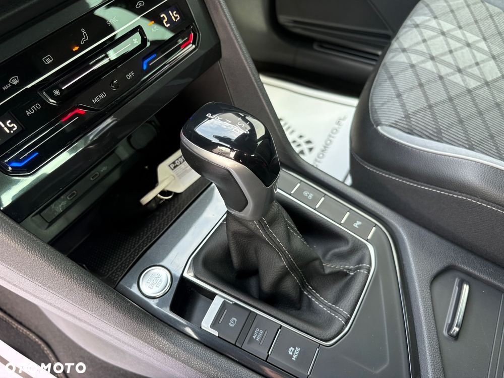 Volkswagen Tiguan 1.5 eTSI OPF DSG R-Line - 28