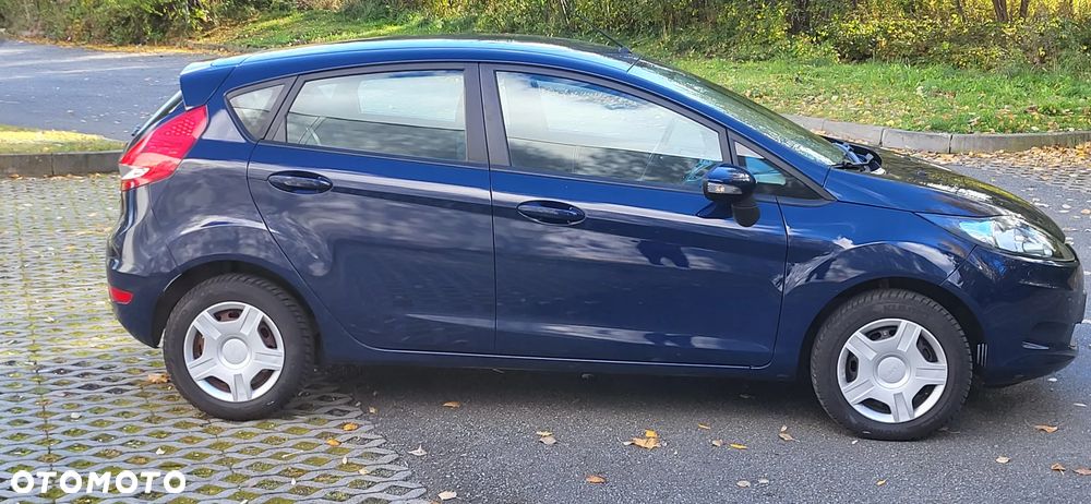 Ford Fiesta 2009 photo 4