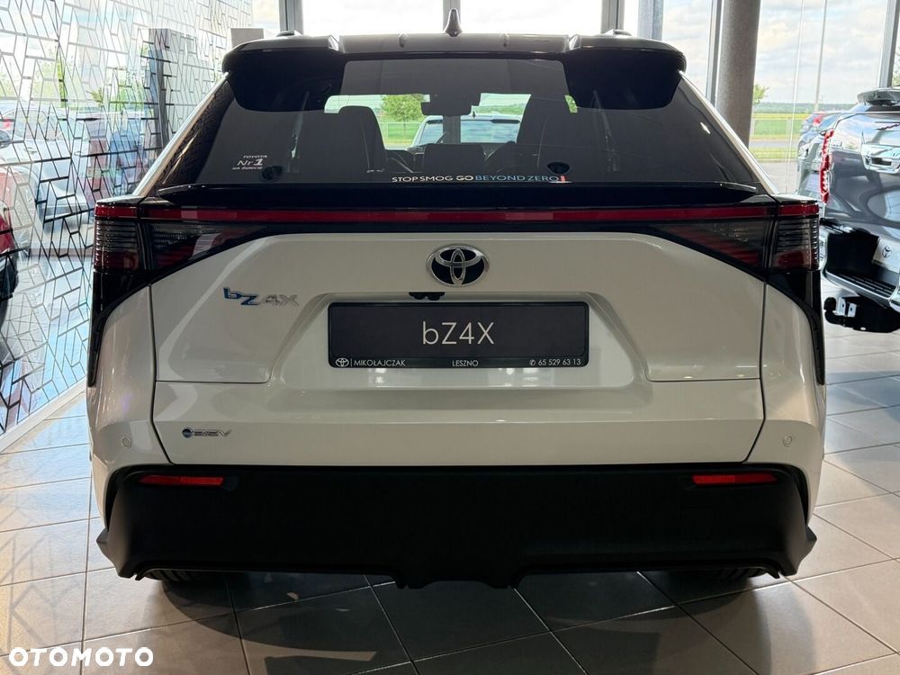 Toyota bZ4X - 6
