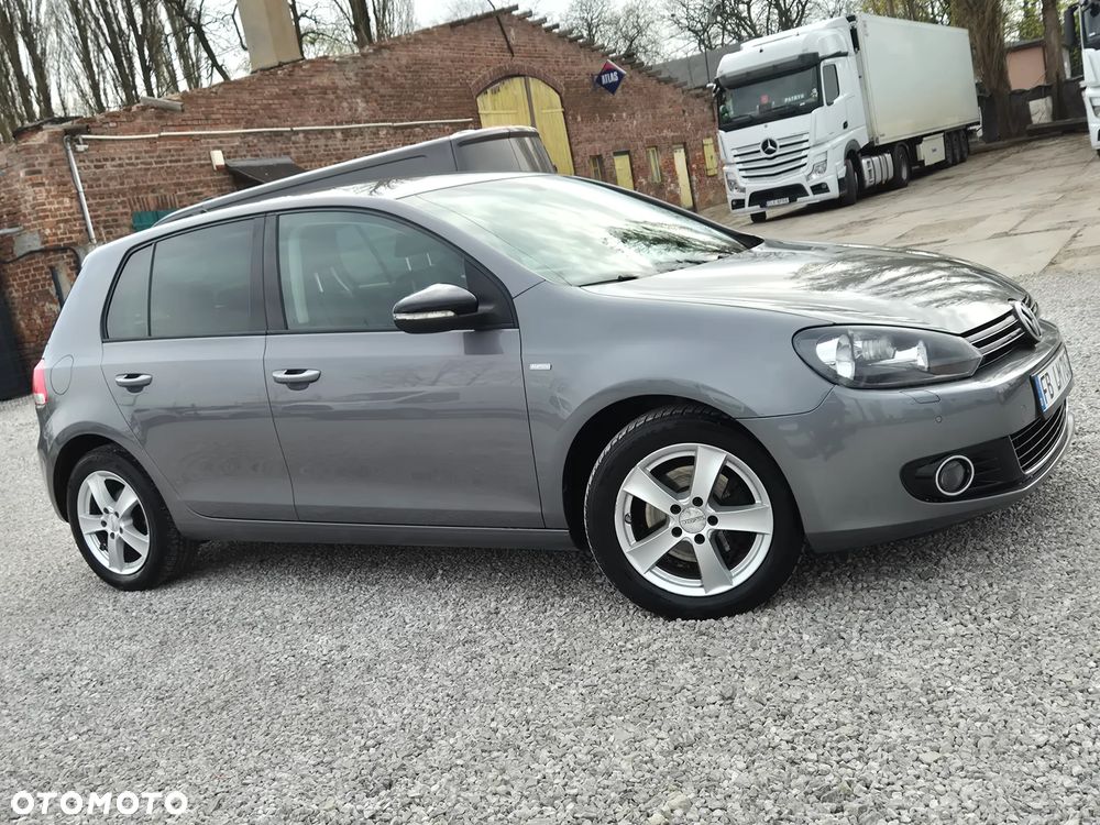 Volkswagen Golf 2.0 TDI DPF DSG MATCH - 15