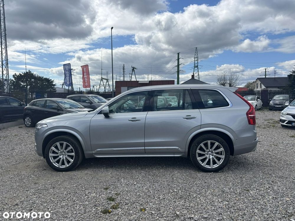 Volvo XC 90 - 7
