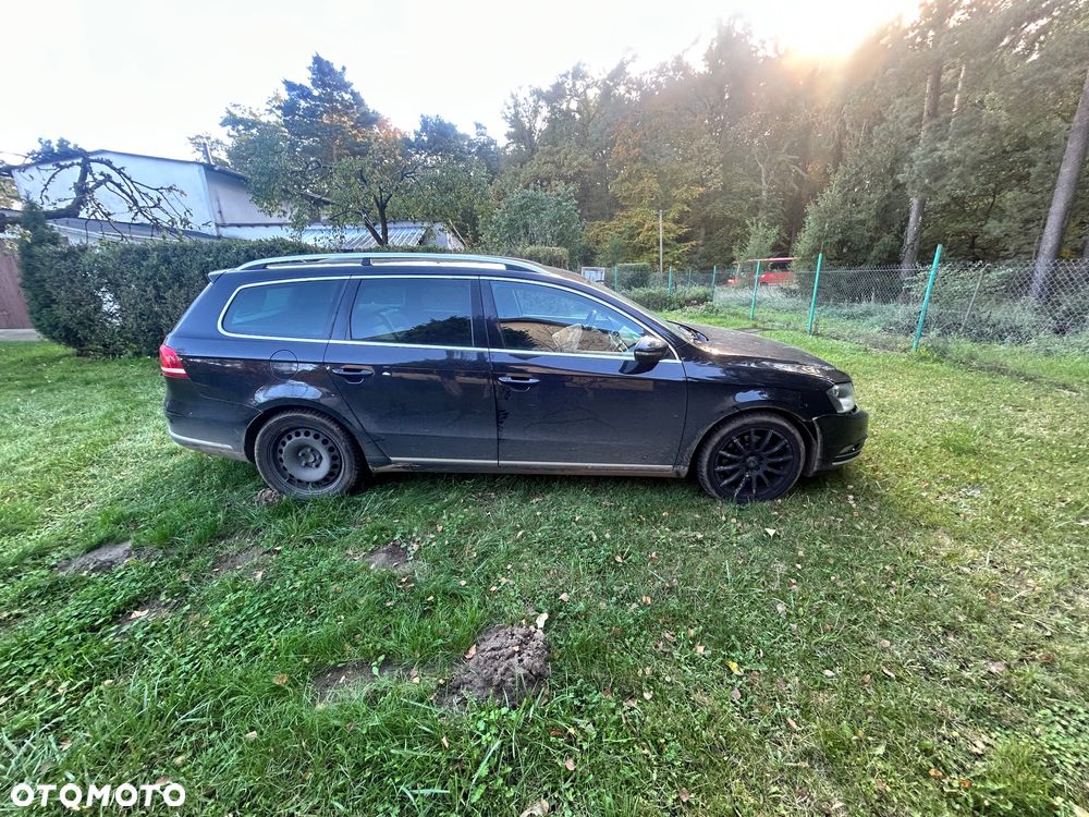 Volkswagen Passat 2.0 TDI DSG BlueMotion Technology Comfortline - 8