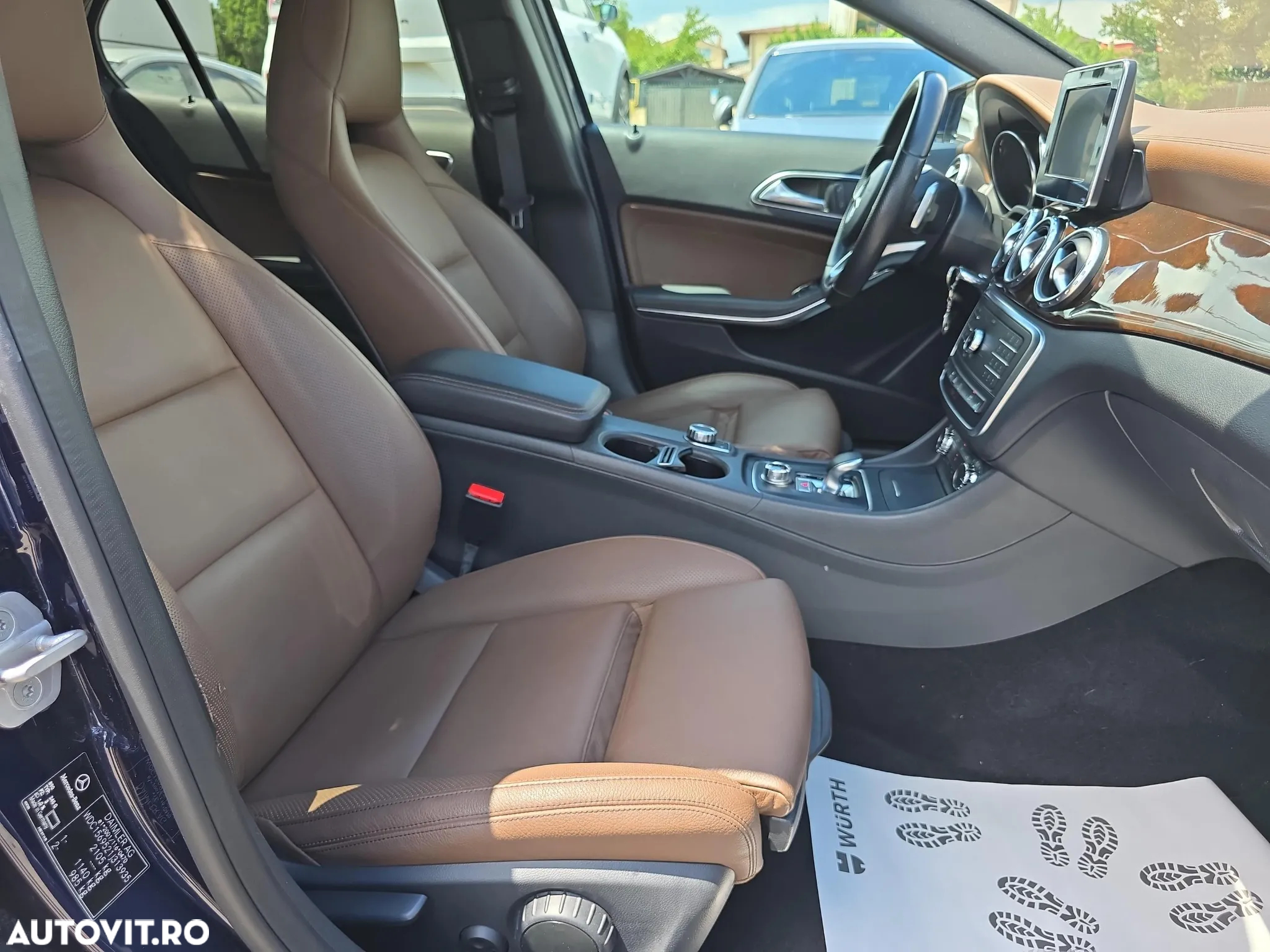 Mercedes-Benz GLA 45 AMG 4MATIC Aut. - 27