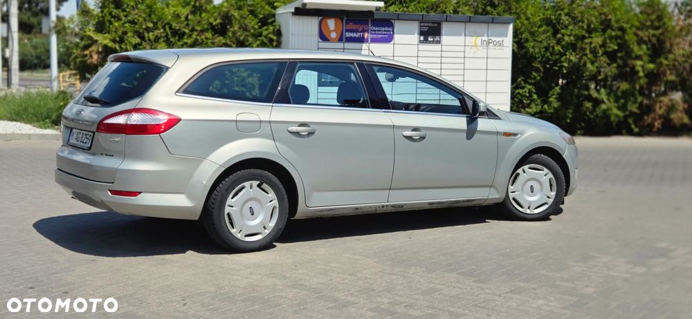 Ford Mondeo 2.0 TDCi Ghia - 17