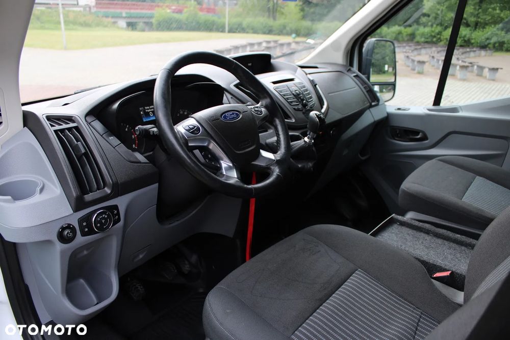 Ford Transit - 29