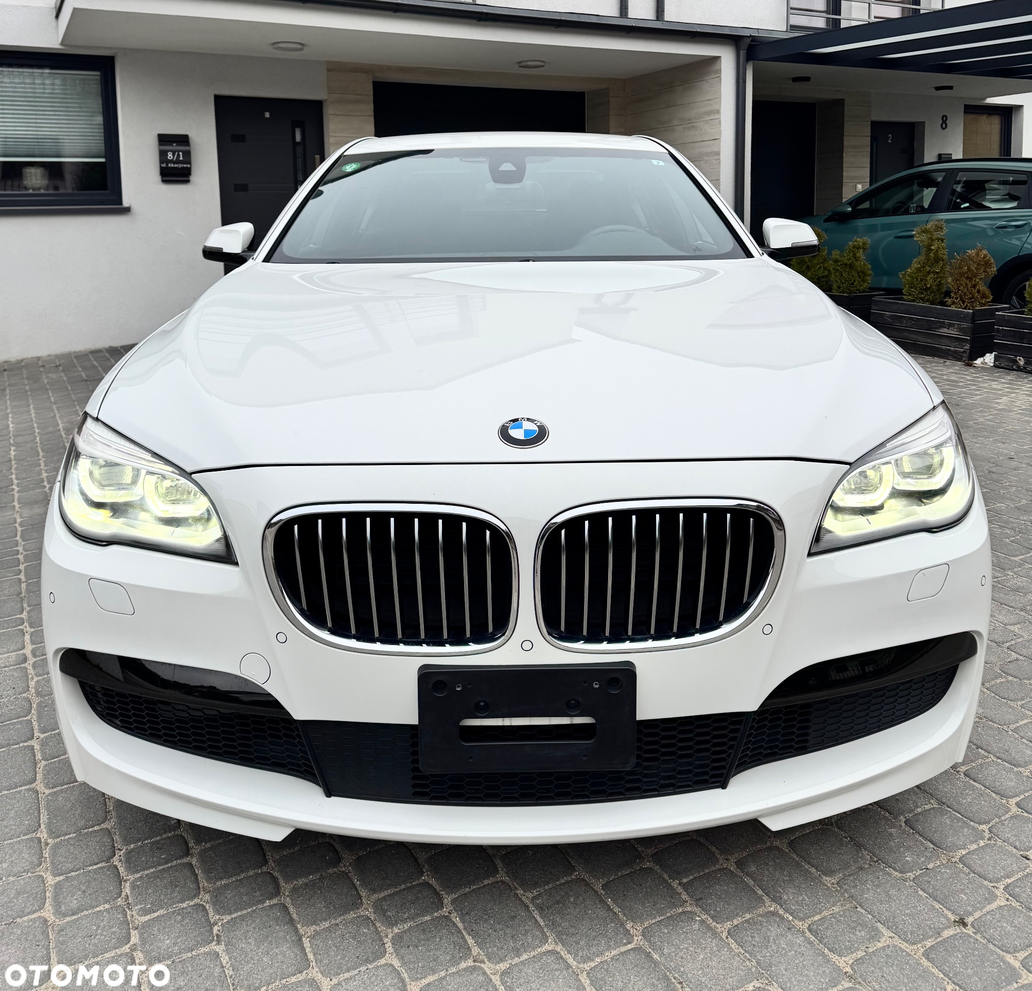 BMW Seria 7 740i - 14