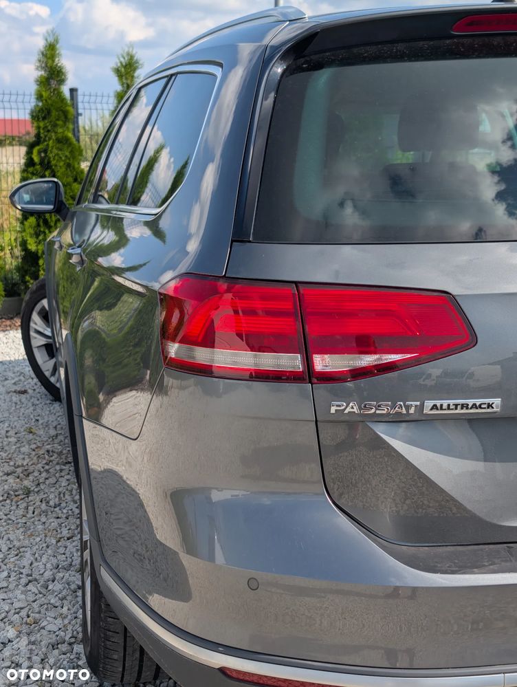 Volkswagen Passat 2.0 TDI BMT 4Mot Highline DSG - 11
