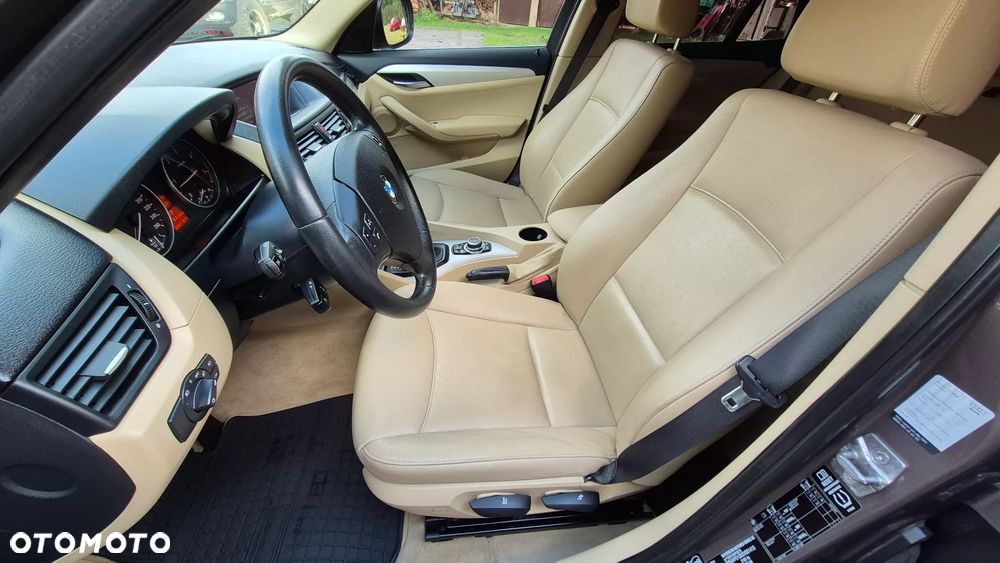 BMW X1 - 16