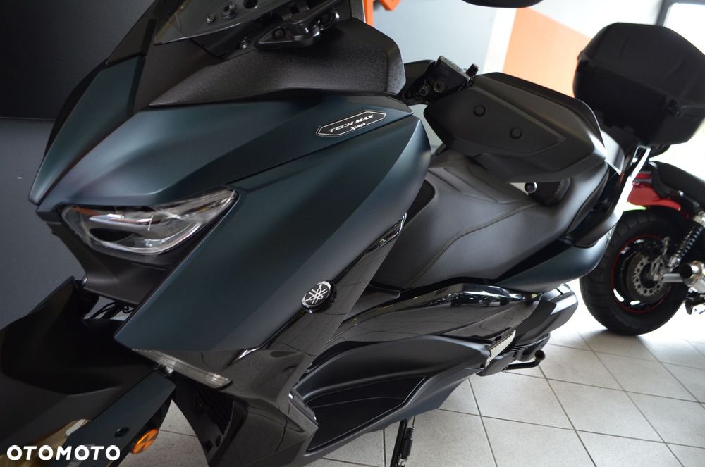 Yamaha X-max - 28