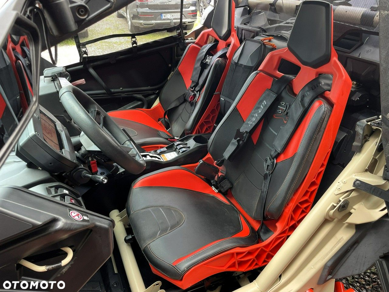 Can-Am Inny - 8