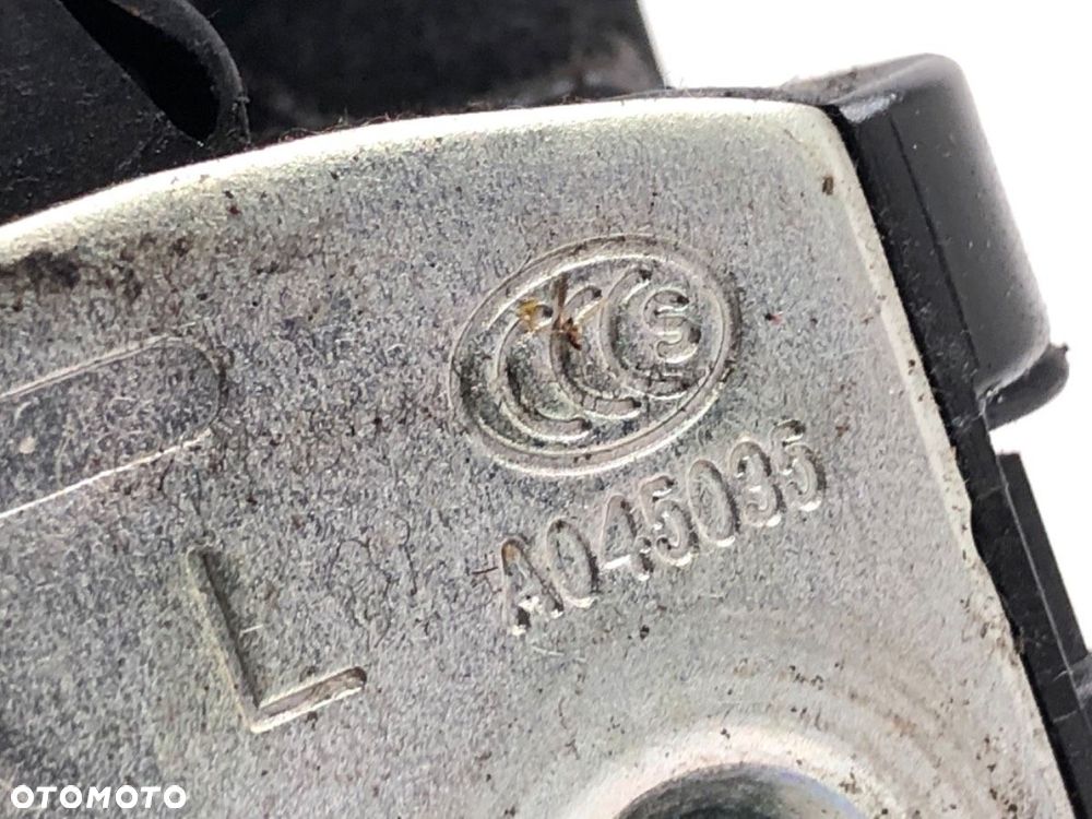 ZAMEK DRZWI LEWY PRZÓD  HYUNDAI i20 II (GB, IB) 2014 - 2022 1.4 74 kW [100 KM] benzyna 2014 - 2022 - 6