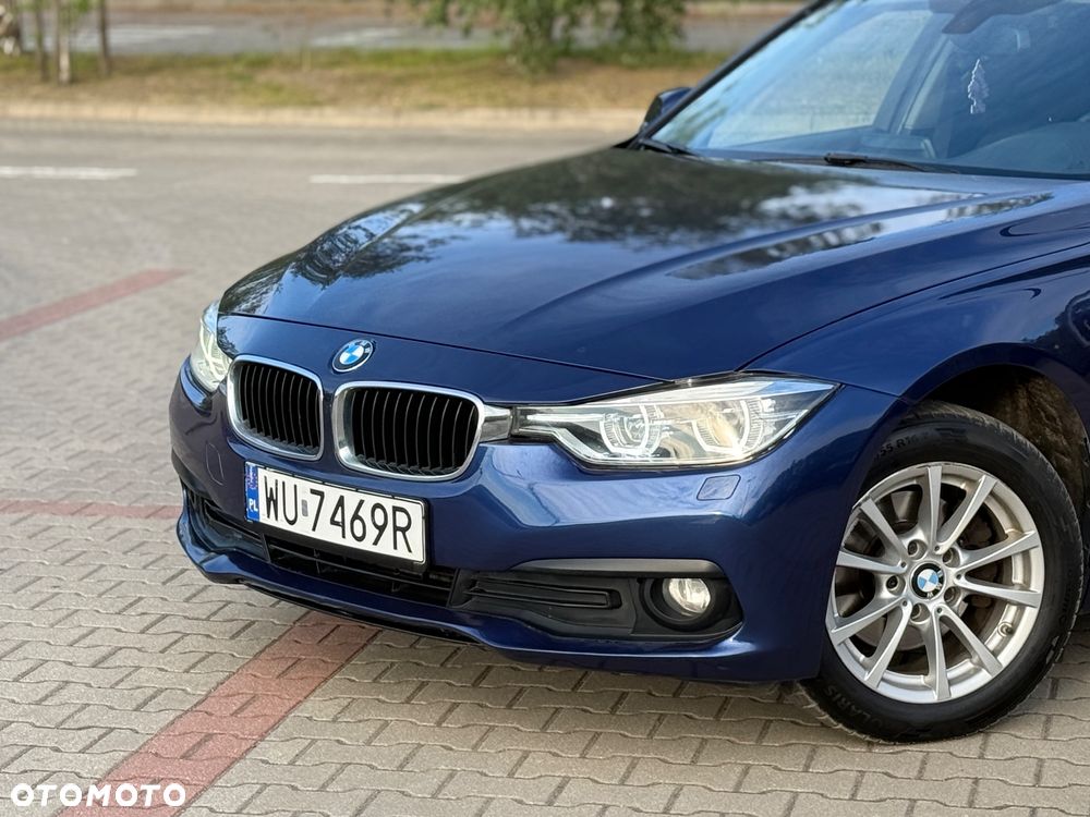 BMW Seria 3 316d Sport Line - 3